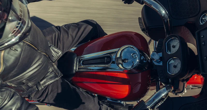 Harley Road Glide Photo 2