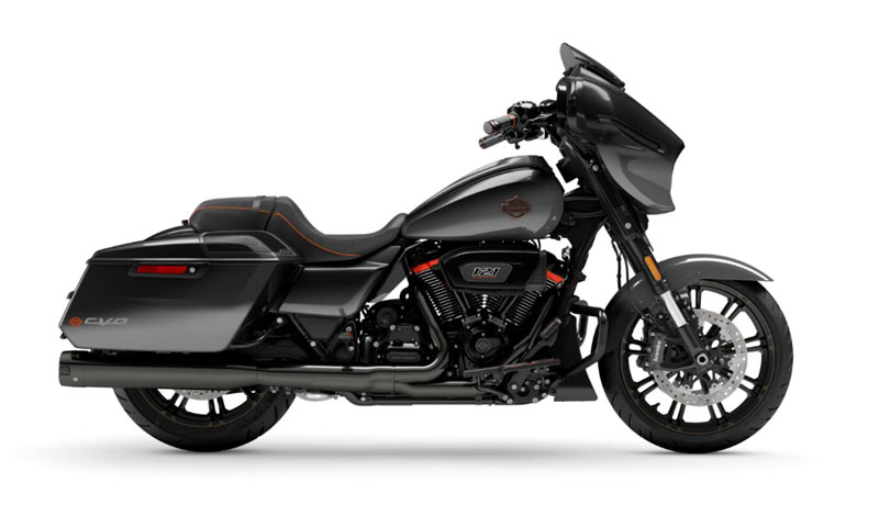 2025 CVO Street Glide 1