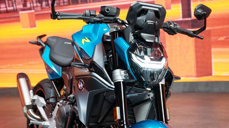 2026 BMW F 900 R Picture