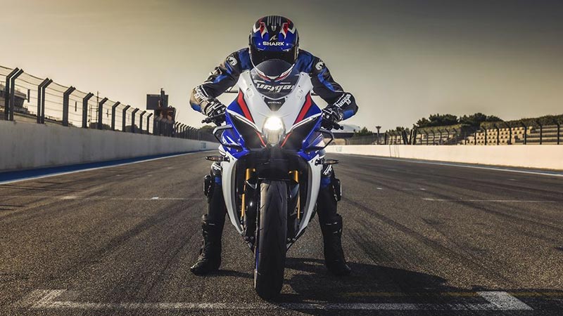 2026 GSX R1000R Photo