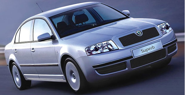 skoda superb exterior