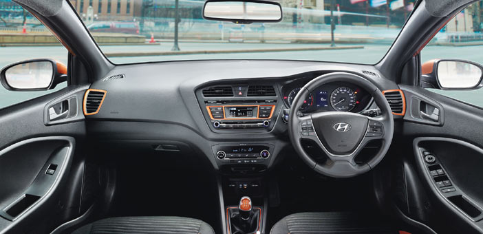 i20 Active dashboard